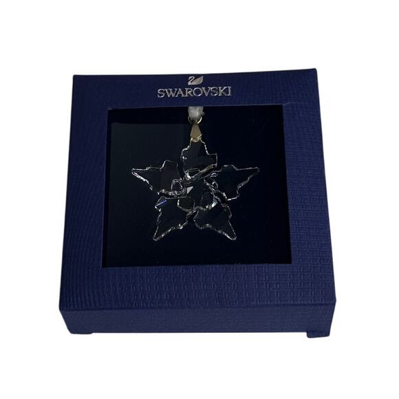 Swarovski 2021 Annual Edition Little Star Christmas Snowflake Ornament - Picture 1 of 7